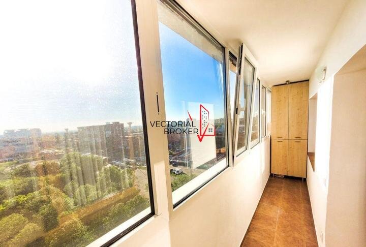 Obor apartament decomandat, 8/10, langa metrou